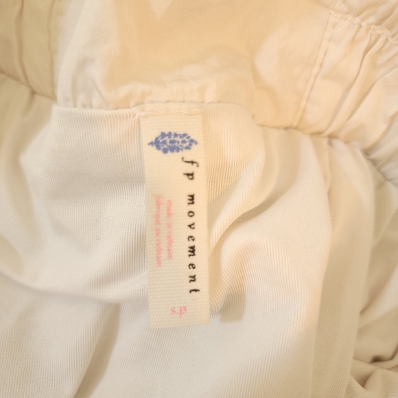 FP Movement The Way Home Short Optic White XS Athletic Gym Sport Comfort Workout - Picture 7 of 12